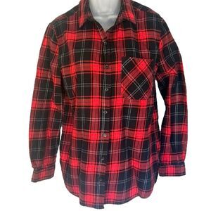 𝅺BEACHLUNCHLOUNGE Red/Black Plaid Flannel Button Down